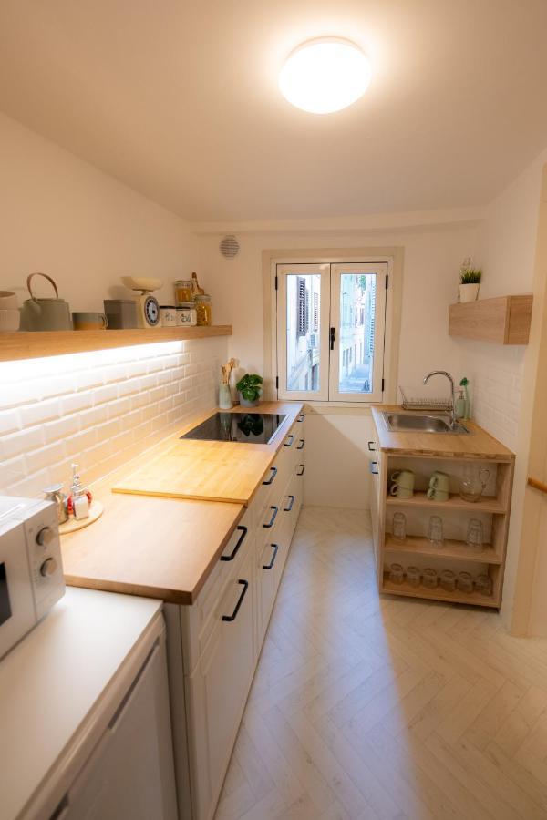 Rosalia Apartment Копер Екстер'єр фото